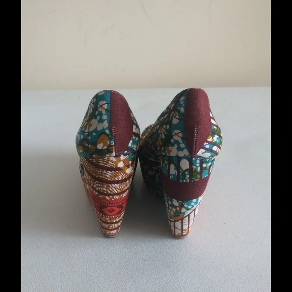 Aldo Tribal Print Wedges Size 37 🔴CLEARANCE 🔴